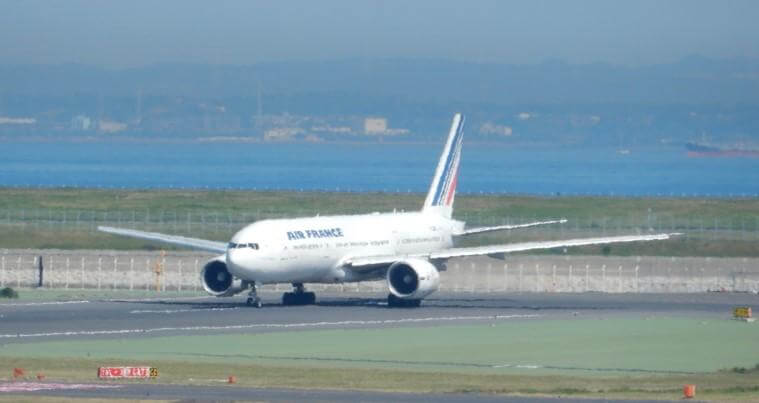 スパン長を大きく取る航空機