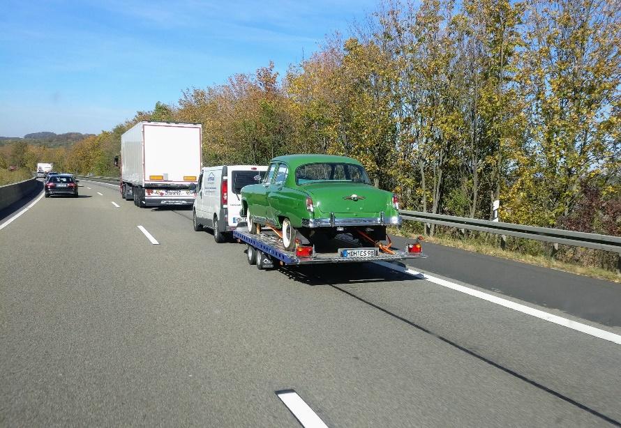 自動車用のトレーラー